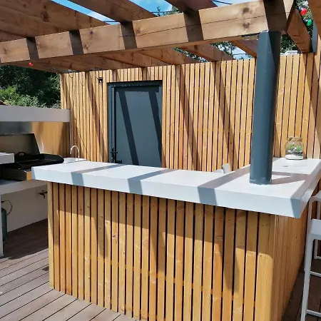 Villa La Ocean Avec Et Piscine - Les De Camparan