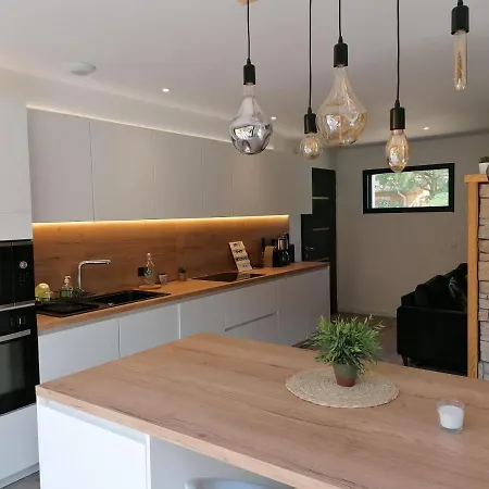 Villa La Ocean Avec Et Piscine - Les De Camparan