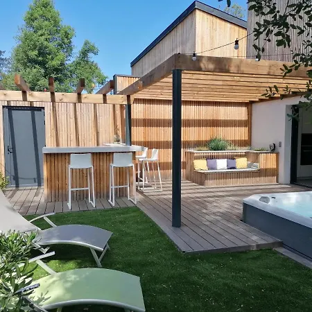 Villa La Ocean Avec Et Piscine - Les De Camparan