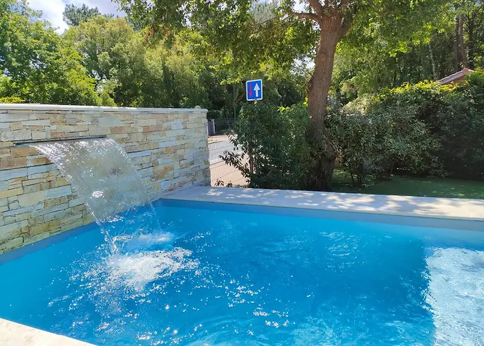 Villa La Ocean Avec Et Piscine - Les De Camparan